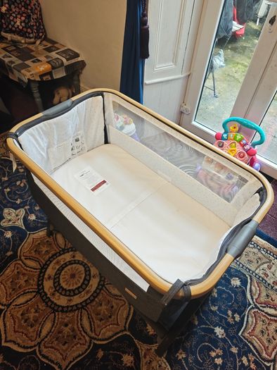 Tutti Bambini CoZee Lite Bedside Crib