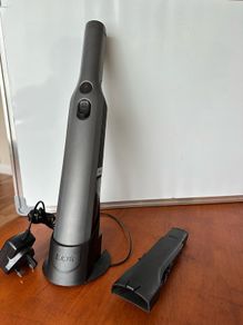 Shark cordless handheld vacuum cleaner