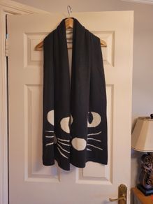 Cat styled long reversible scarf