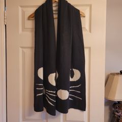 Cat styled long reversible scarf