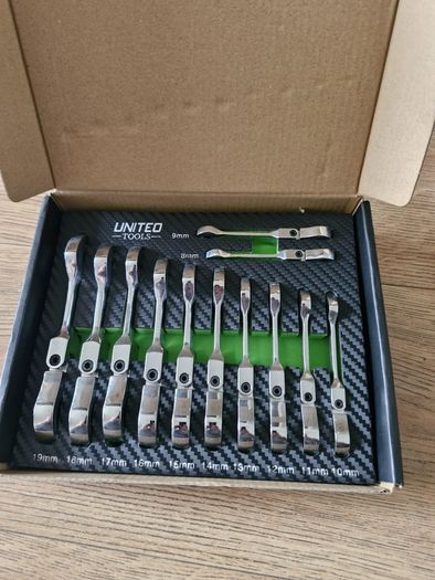 ratchet spanner sets