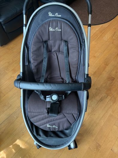 Silver Cross Surf Pram ( Canopy/Top-hood is missing)