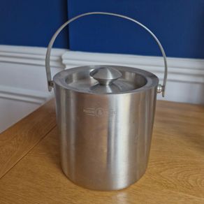 Maison and White Ice Bucket 2L with tongs