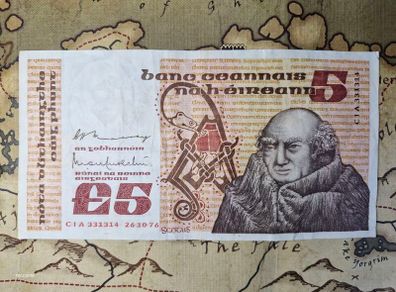 5 Pound B Series 26/10/76 (first Year) Irish Note