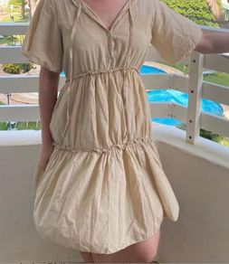 summery flowery dress