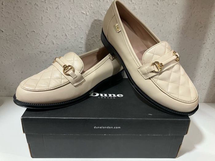 women loafer