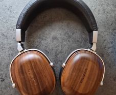 SIVGA SV006 closed back headphones