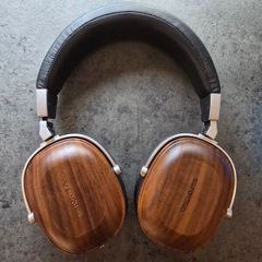 SIVGA SV006 closed back headphones