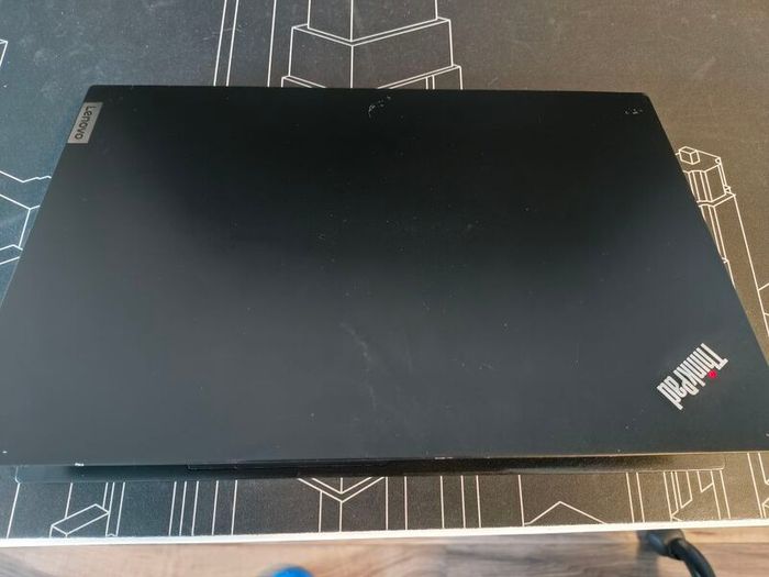 Lenovo ThinkPad E15 Gen2 i7- 1165G7