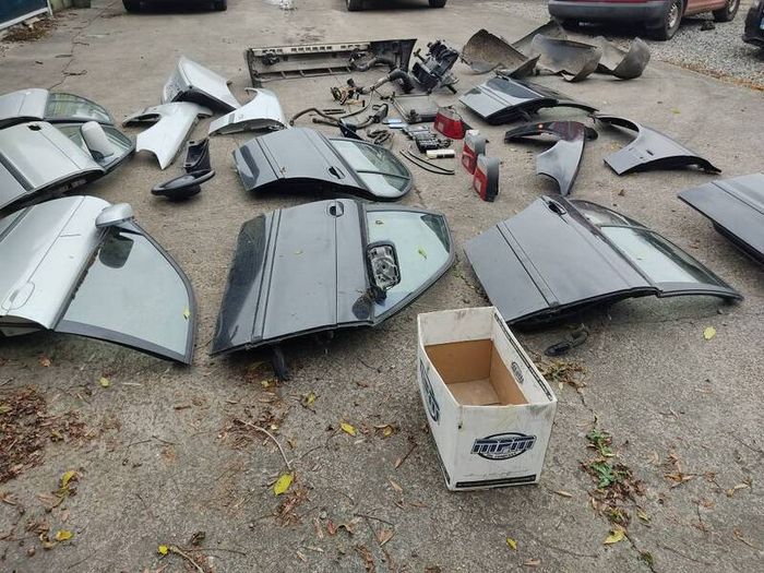 BMW 5 series 96-03 Various bits