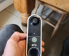 arlo video doorbell and chime