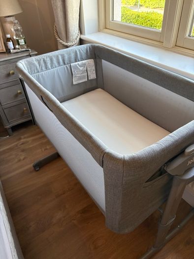 Joie Roomie Glide Beside Crib