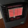 Superser gas heater with gas cylinder Image 4