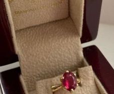 Ruby gold ring