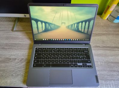 Lenovo Chromebook Plus