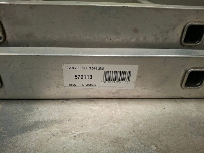 Aluminium ladder