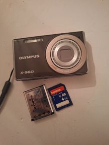 Olympus X-960 digital camera With 4GB Memory Card