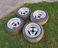 advans