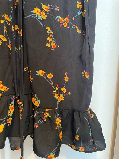 Pretty Little Thing black floral corset dress size 16 - New