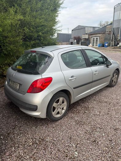 2007 Peugeot 607