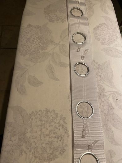 Premium eyelet tape, 33 mm