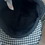 women's hat Image 2
