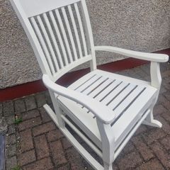 Rocking chair
