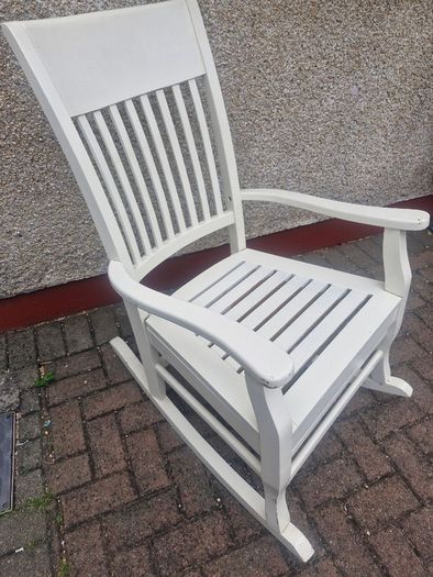 Rocking chair