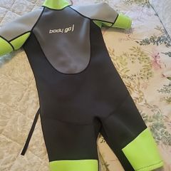 wetsuit