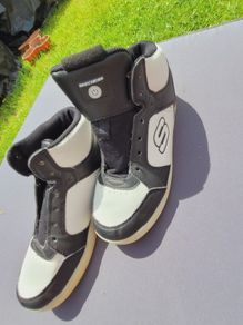 Sketchers
