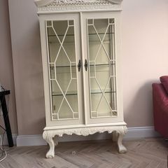 White French style display cabinet w38 d 18 h 80 inches