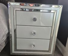 Bedside Lockers for Sale