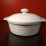 Meadows and Byrne Porcelain Casserole Dish NEW Image 3