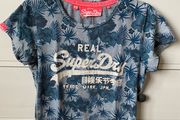 Superdry t-shirt / top for women / ladies. Size XS.