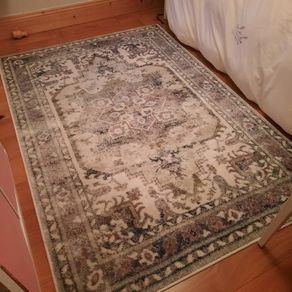 Rug