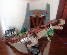 Lego  Jurassic Park - TRex Rampage