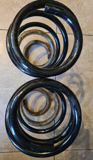 Mercedes-benz Vito W447 Two Front Coil Springs