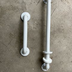 Shower/bath grab rails