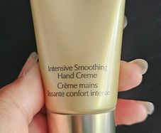 Estee Lauder Re-Nutriv Intensive Smoothing Hand Cream in 30ml