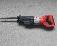 Milwaukee M28 Sawzall 0719-22