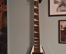 Jackson JS32T