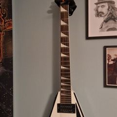 Jackson JS32T