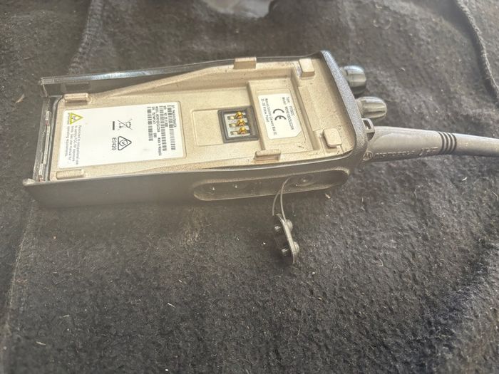 Motorola 6-Way Multi-Unit Charger + 2 Radios