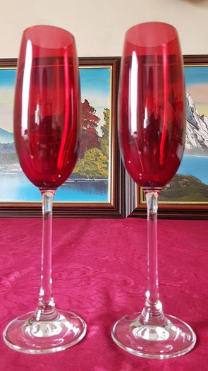 Pair Of Ruby Red Stemmed Toasting Champagne Flutes