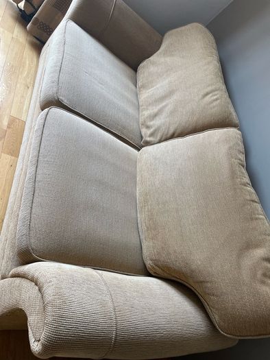 Sofas (3+2) in Very Good Condition