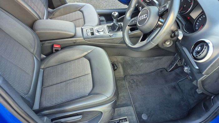 Audi A3 2019 Ara Blue S Line