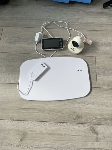 Tommee Tippee Dreamee sound, motion and video baby monitor