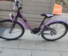 Girls 24 inch bike