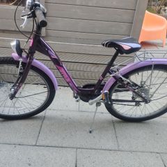 Girls 24 inch bike