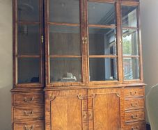 Display Case - Break Front - Large